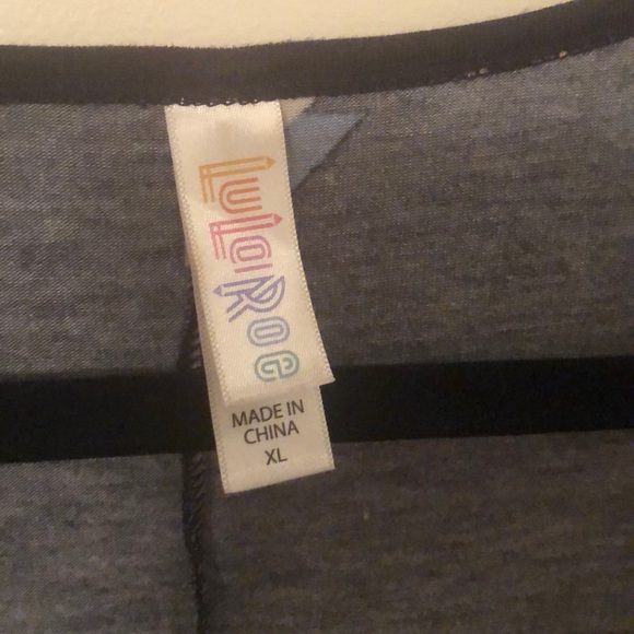 LuLaRoe Shirt - Picture 2 of 3